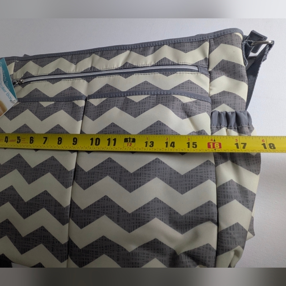 Tender Kisses NEW Grey Chevron Print Diaper Bag Changing Pad Pockets - Picture 10 of 15